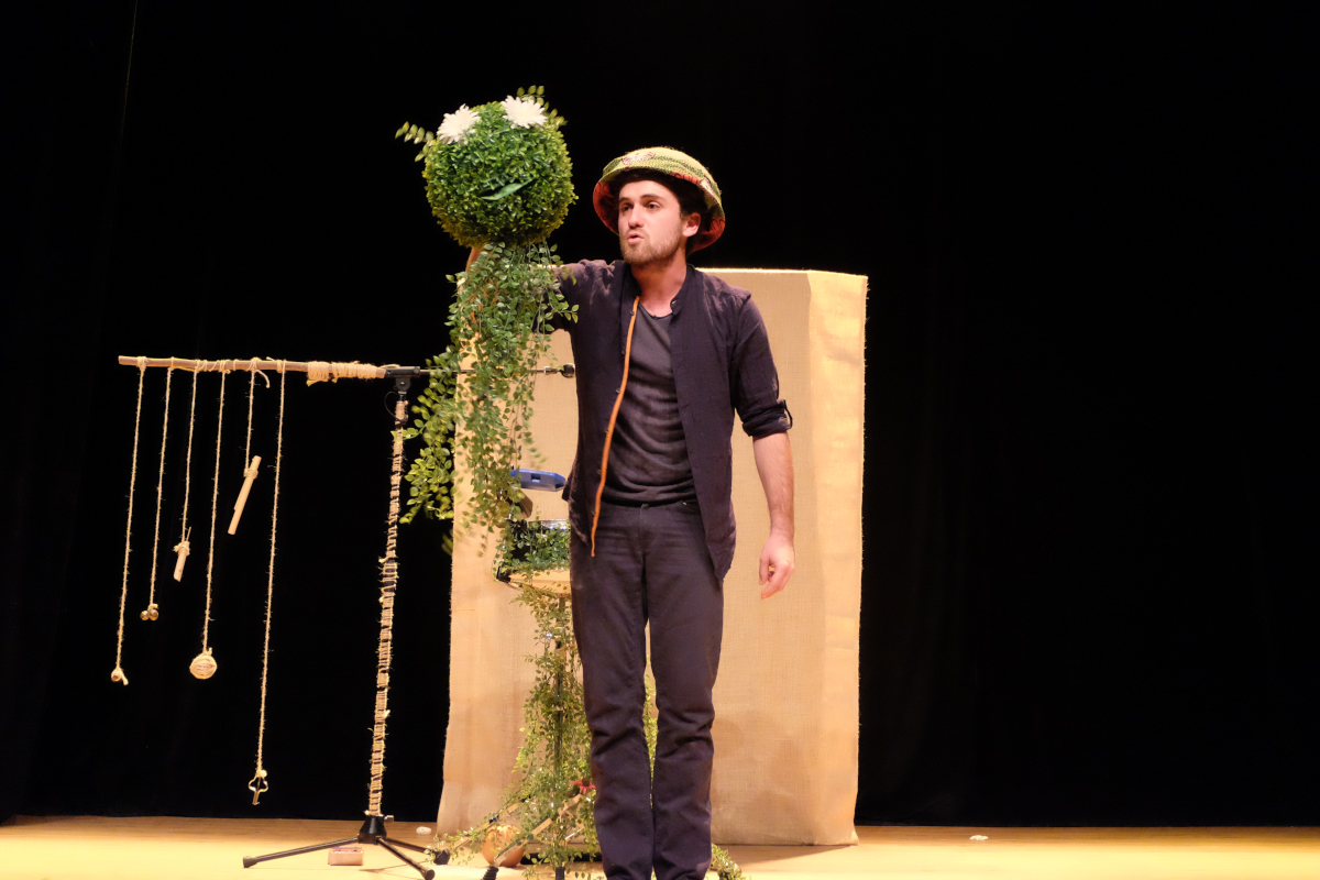 Boum Boum : spectacle par la Compagnie Le Baril